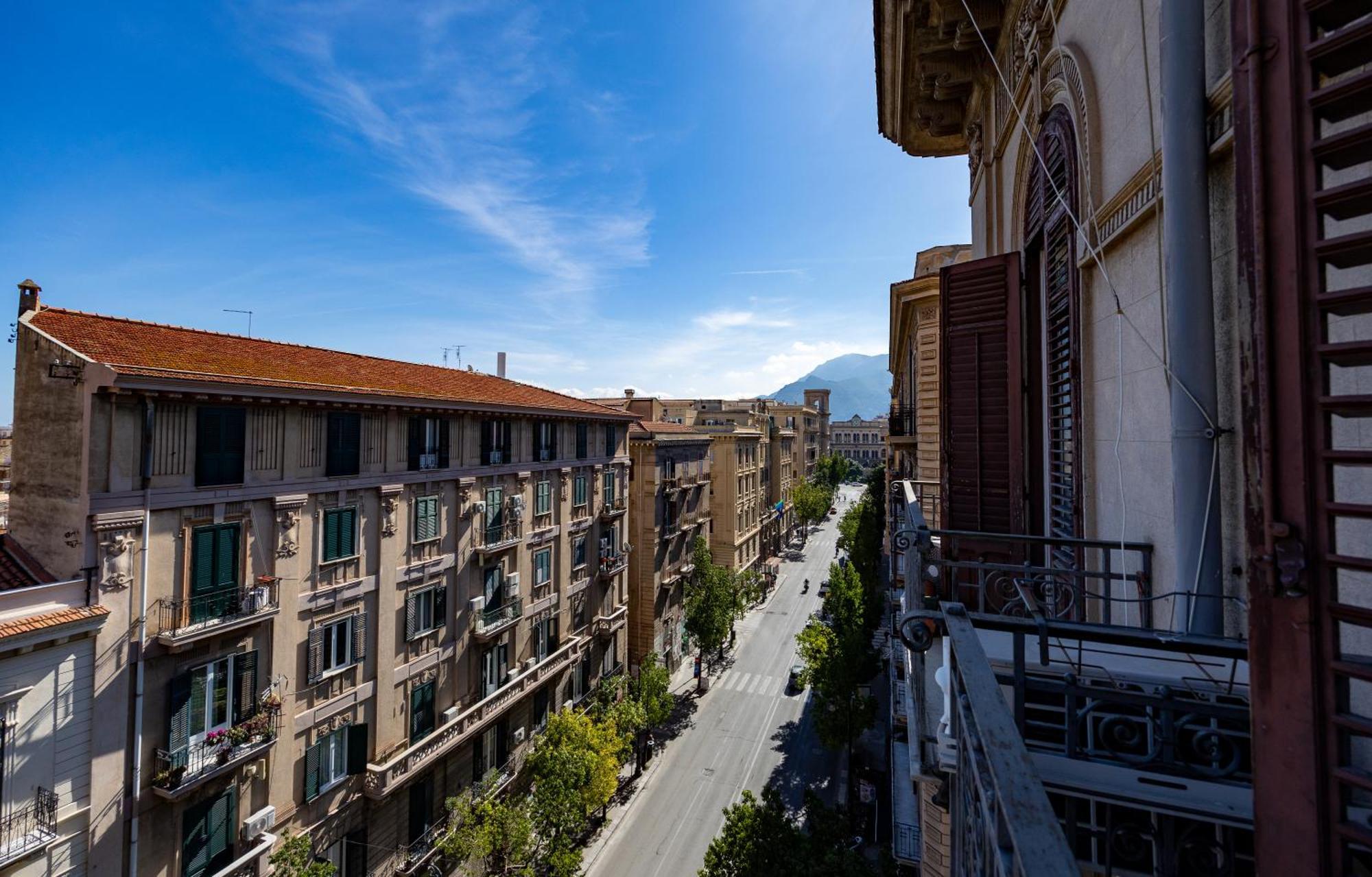 B&B Novecento Palermo Luaran gambar